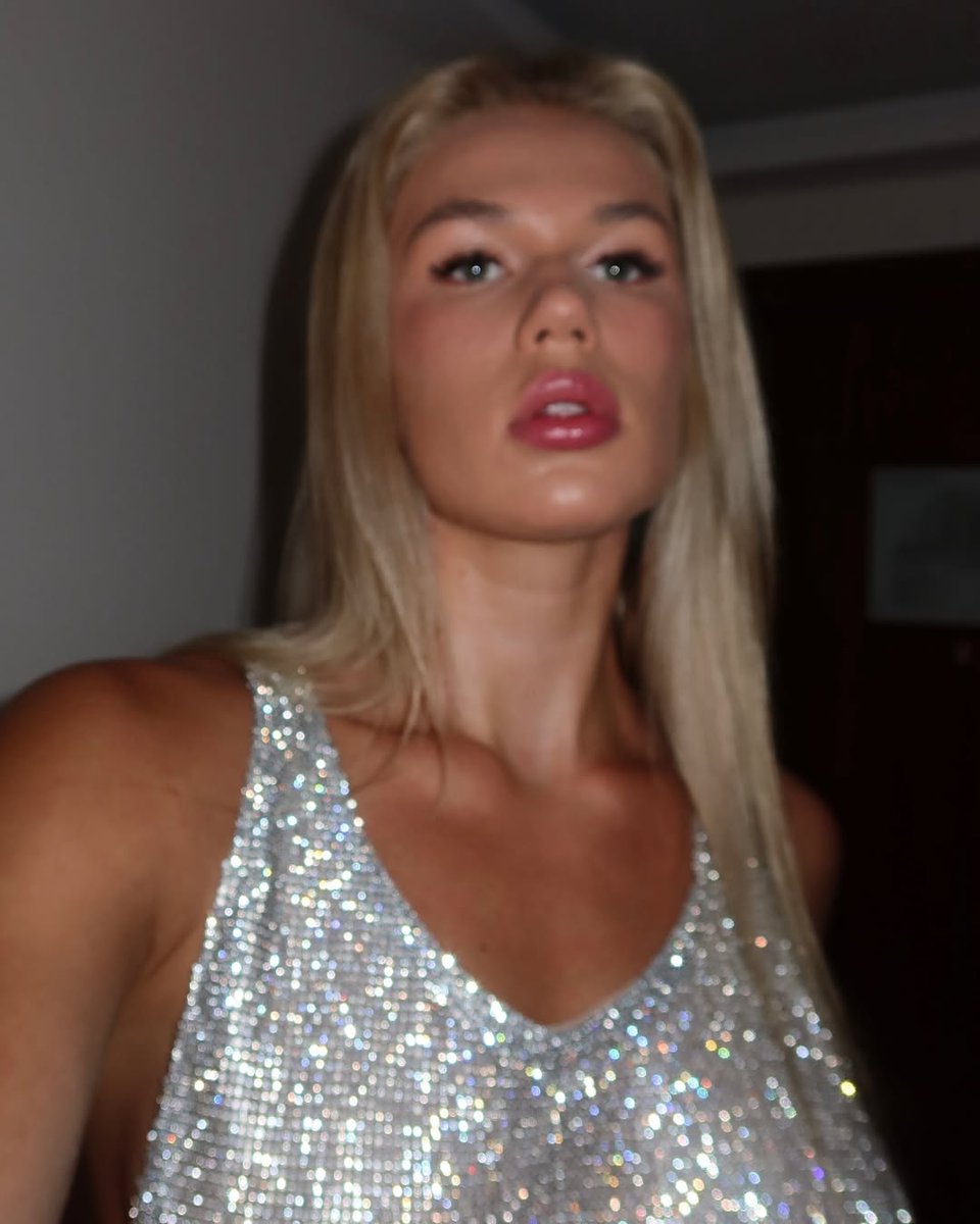 📸 Arina Fedorovtseva