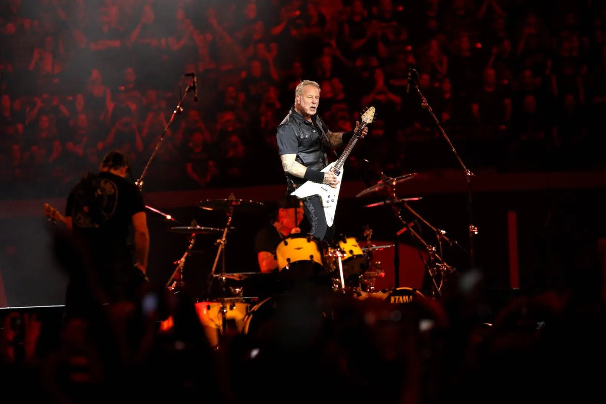 Metallica’s ‘Enter Sandman’ at Sold-Out Virginia Tech Concert Sparks Seismic Activity
rollingstone.com/music/music-ne…