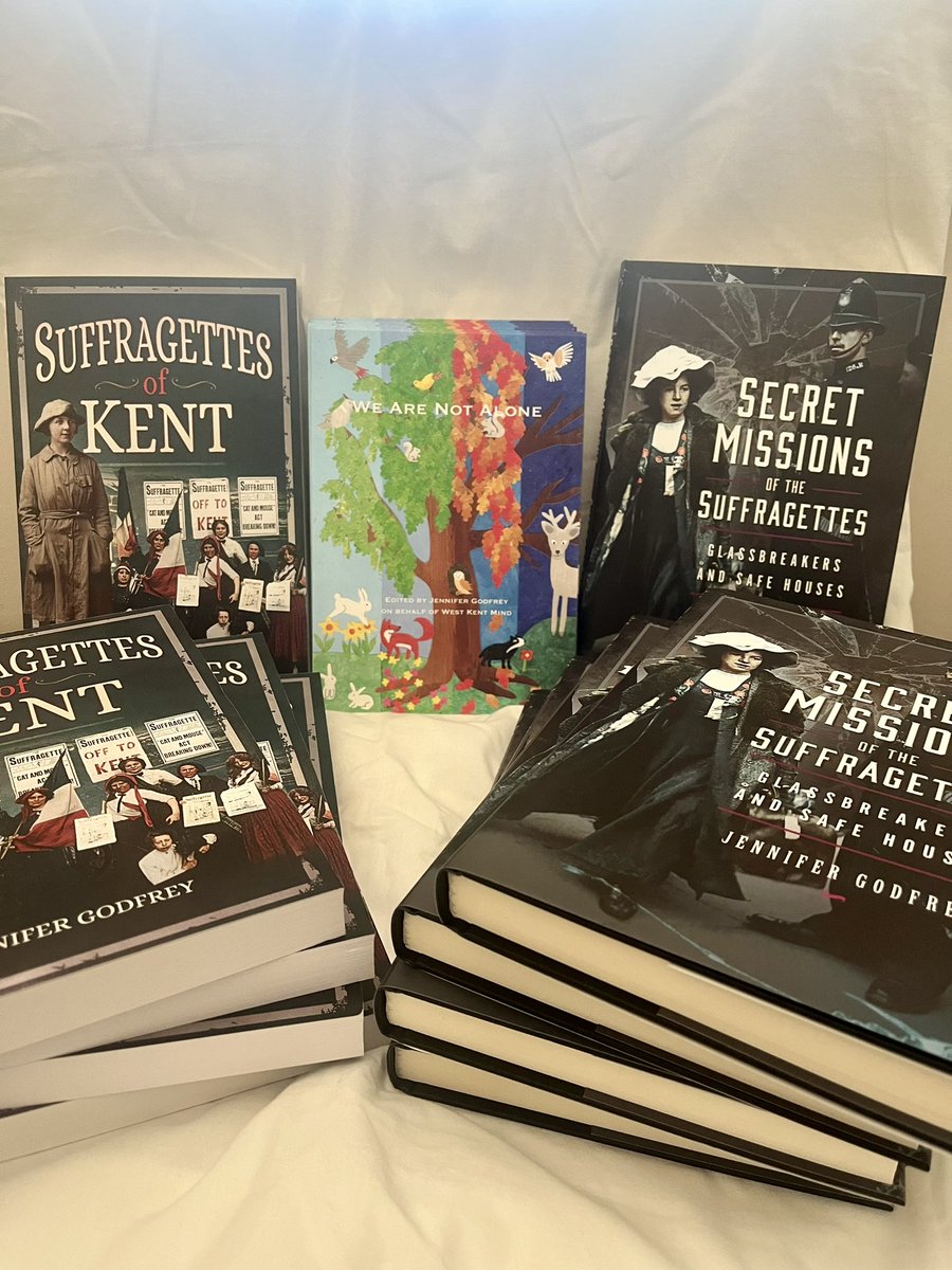 Getting books ready for the #TunbridgeWells LitFest tomorrow. 10-4 at the Royal Victoria Place Pop Up: Pop In. More info here: jennifergodfrey.co.uk/tunbridge-well…