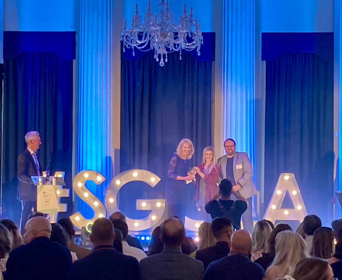 The 16i Team tweet media