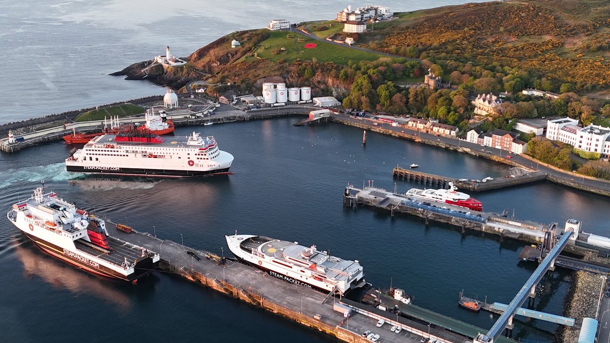 Stunning image of all 3 Steam Packet Ships! 

Pic: Robin Cain

Date: Wednesday 7th May 2025 

#ShipSpotting #Roroshipping #ferry #irishsea #Manxman #steampacket #BenMyChree #Manannan #Isleofman #Ferry