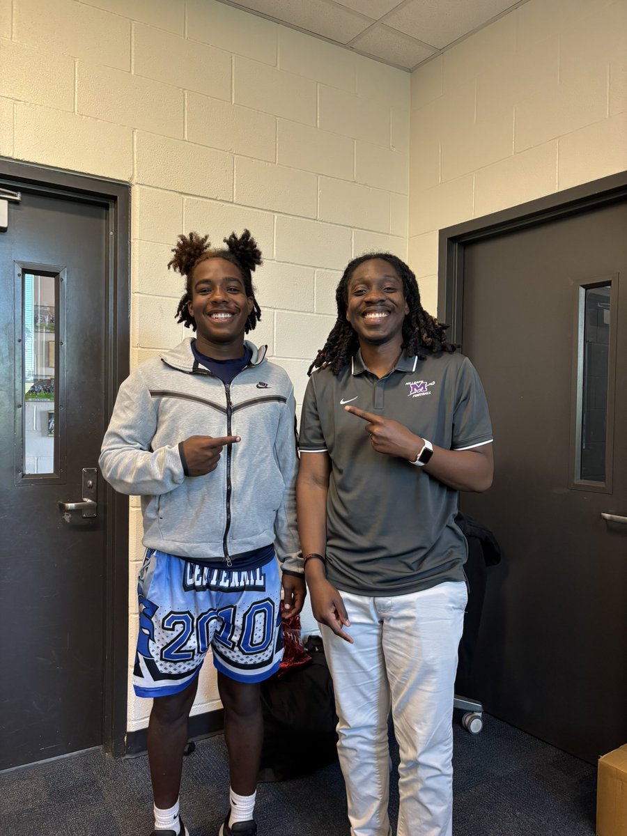 Kaeden Grant (@kaedengrant) on Twitter photo #AGTG After a great conversation with <a href="/CoachKCotton/">Kristian Cotton</a> , I am blessed to have received my first offer from <a href="/MajorsFootball/">Millsaps Football</a>
<a href="/ps_jones72/">Coach Pat</a> <a href="/Heightsfootbal3/">Heightsfootballofficial</a> <a href="/KelmKy/">CoachKelmAHHS🤘🏼</a> <a href="/551e432e12f64bd/">Curtis James</a> <a href="/FWISDAthletics/">FWISD Athletics</a> #AGTG After a great conversation with <a href="/CoachKCotton/">Kristian Cotton</a> , I am blessed to have received my first offer from <a href="/MajorsFootball/">Millsaps Football</a>
<a href="/ps_jones72/">Coach Pat</a> <a href="/Heightsfootbal3/">Heightsfootballofficial</a> <a href="/KelmKy/">CoachKelmAHHS🤘🏼</a> <a href="/551e432e12f64bd/">Curtis James</a> <a href="/FWISDAthletics/">FWISD Athletics</a>