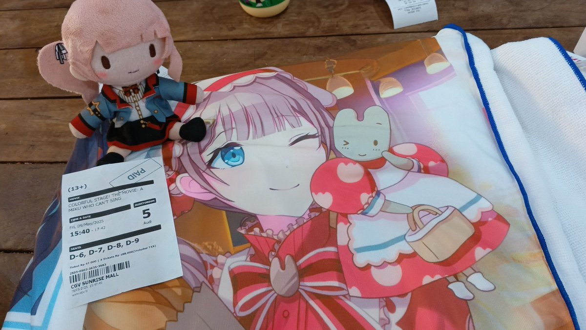 That was quite entertaining ..
I cried when Miku crying 😭