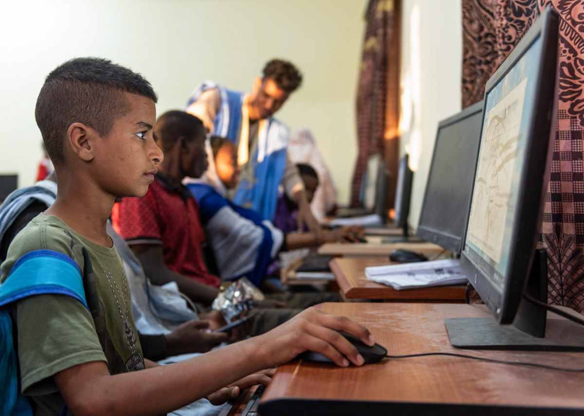 MichMuschett's tweet image. The 2025 Human Development Report #HDR2025 by @UNDP, launched this week, makes it clear: this is a decisive moment to put AI at the service of people.
Education for our youth must focus on critical, creative, and relational thinking—with AI as an ally: go.undp.org/UT3