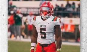After an amazing conversation with <a href="/MarioEdwardsr15/">Mario Edwards</a> I am blessed to receiver my First D1 offer from Ms Valley State University #AGTG <a href="/MSValleyFB/">MVSU Football</a> <a href="/CoachBilderback/">Chip Bilderback</a> <a href="/garon_malone/">Garon Malone</a>