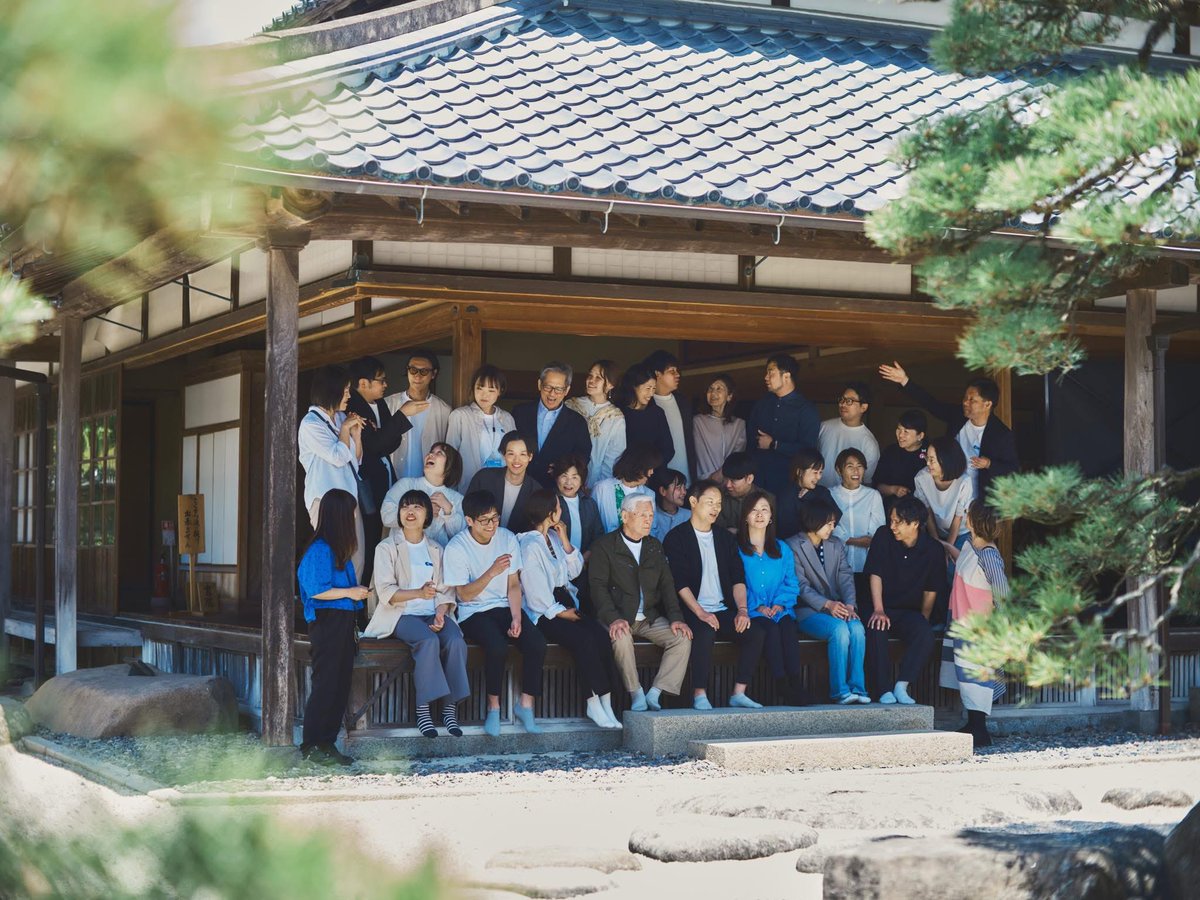 ８年前、当日創業フェーズだったこの会社・事業＝一億総相互扶助社会を目指す〝おせっかい“の社会運動体は、想像もしなかった成長と変化を迎えました。

社会の目指す像と私たちのありよう（存在する哲学）が結晶化（＝言語化）され、全社メンバーを迎えた研修を開催しました。

#コミュニティナース