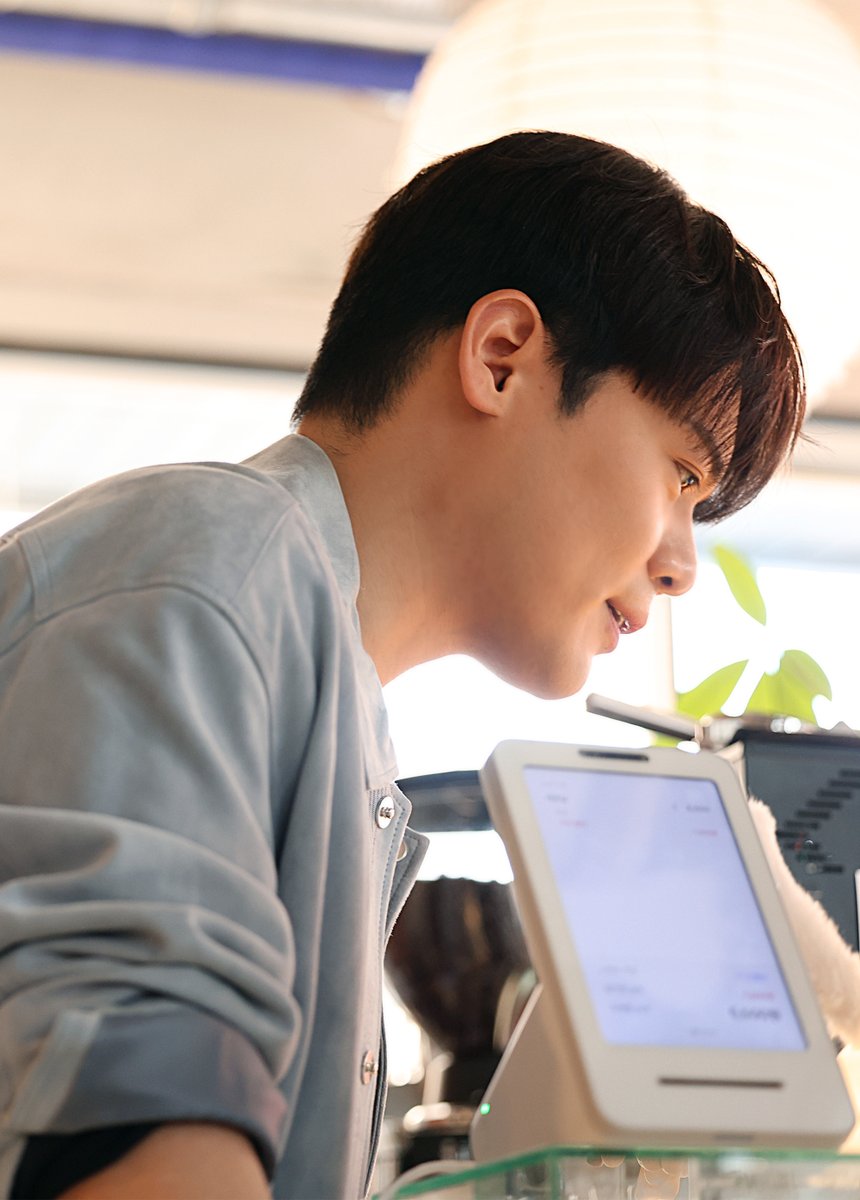 250408 #유채훈 (알바구함 촬영)