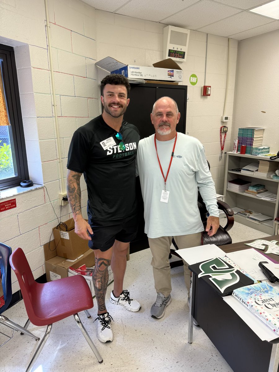 Matt Clark (@coachmclark) on Twitter photo Thanks Coach Marsh at Frostproof for taking the time to visit!
#GoHatters
<a href="/BIGshadowMIKE/">Coach Mike Jasper</a> <a href="/StetsonFootball/">Stetson Football</a> Thanks Coach Marsh at Frostproof for taking the time to visit!
#GoHatters
<a href="/BIGshadowMIKE/">Coach Mike Jasper</a> <a href="/StetsonFootball/">Stetson Football</a>