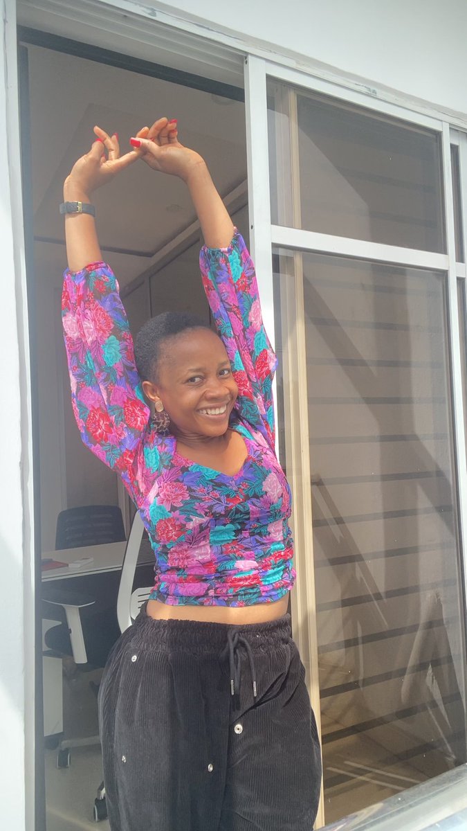 Nwanyi_Umuahia's tweet image. I’m so excited it’s already weekend 💃 🍹