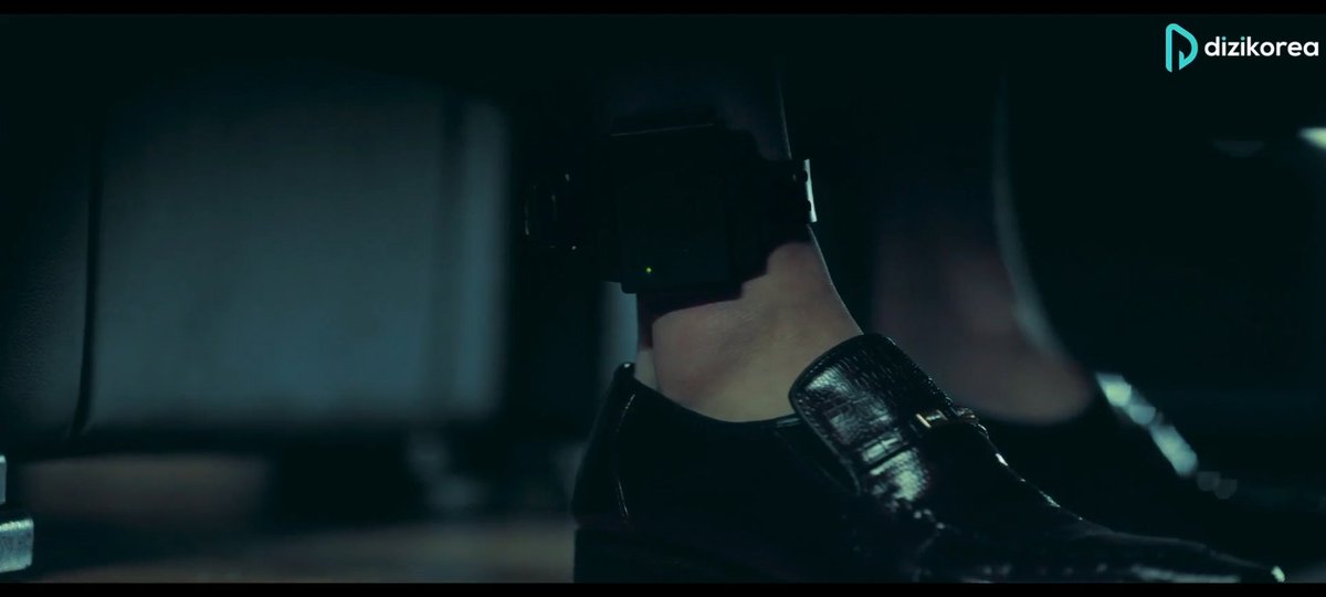 nayagaropopoo's tweet image. abi robot muymuş lan ne oldu ji wu niye bu kadar korkup şaşırdı aw ney o ayağındaki #StudyGroupEp7