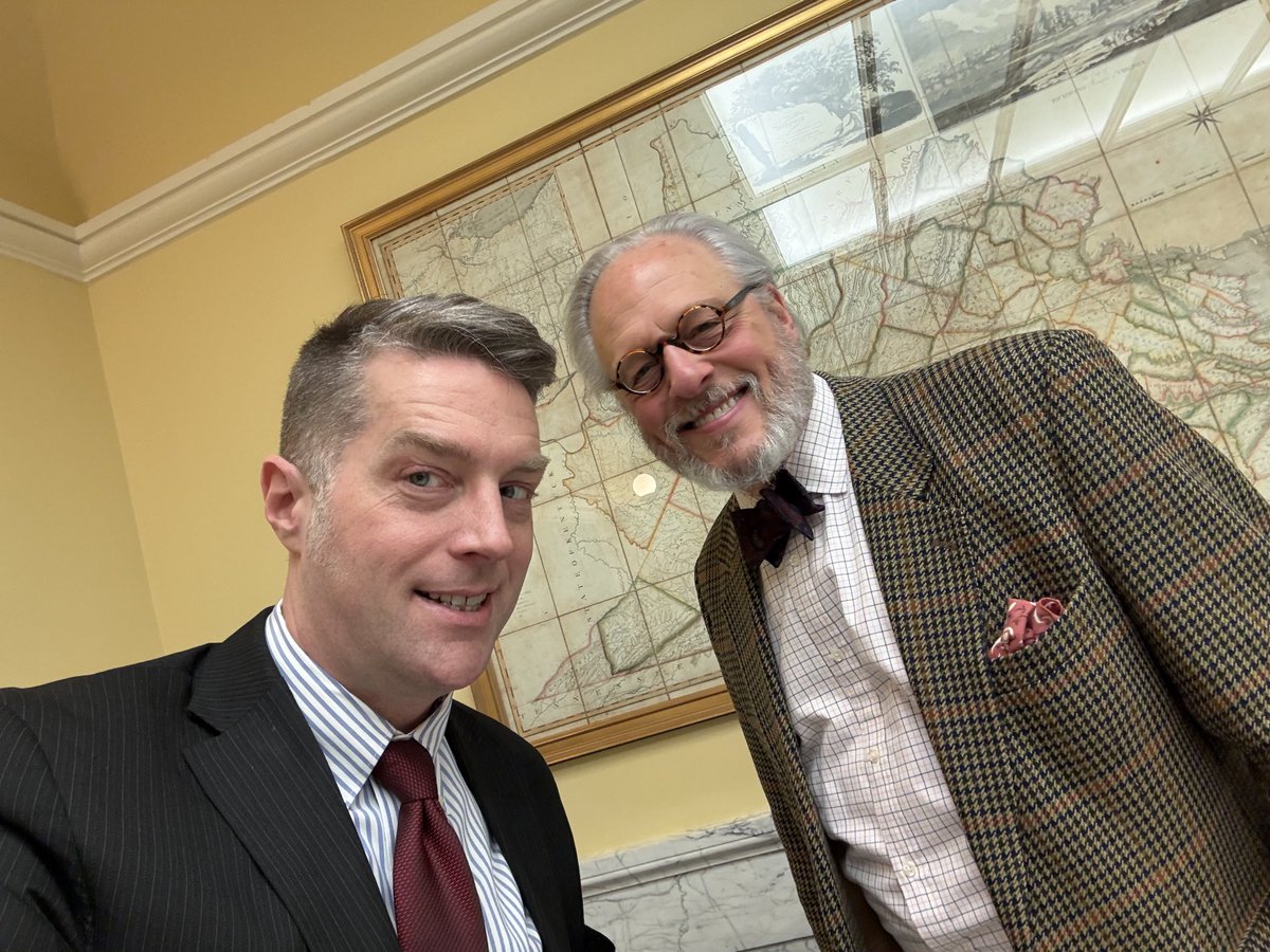 .⁦<a href="/SpanbergerForVA/">Abigail Spanberger</a>⁩ resists going left on right-to-work, @GovernorVa as veto king, another trans flap has Rs demanding Loudoun straighten up. 

Please join us 7.45a <a href="/WVTFRADIOIQ/">WVTF & RADIO IQ</a> during <a href="/MorningEdition/">Morning Edition</a>; 4.45p during <a href="/npratc/">All Things Considered</a>.

In #Rva, 89.7 FM; 89.1 in Roanoke; WHRV-Norfolk.