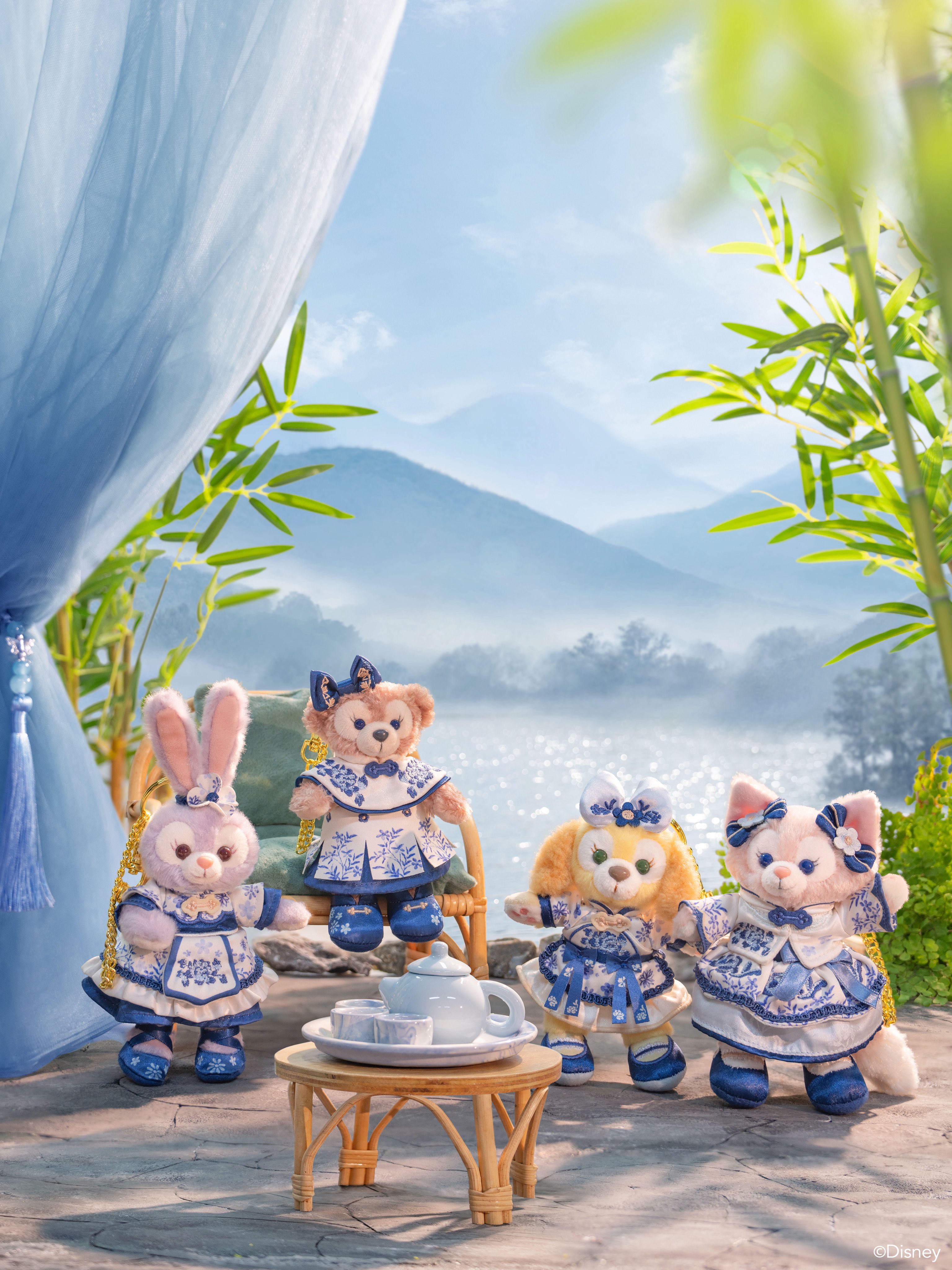 お顔厳選 上海ディズニー 青花 リーナベル ぬいぐるみ カーテン