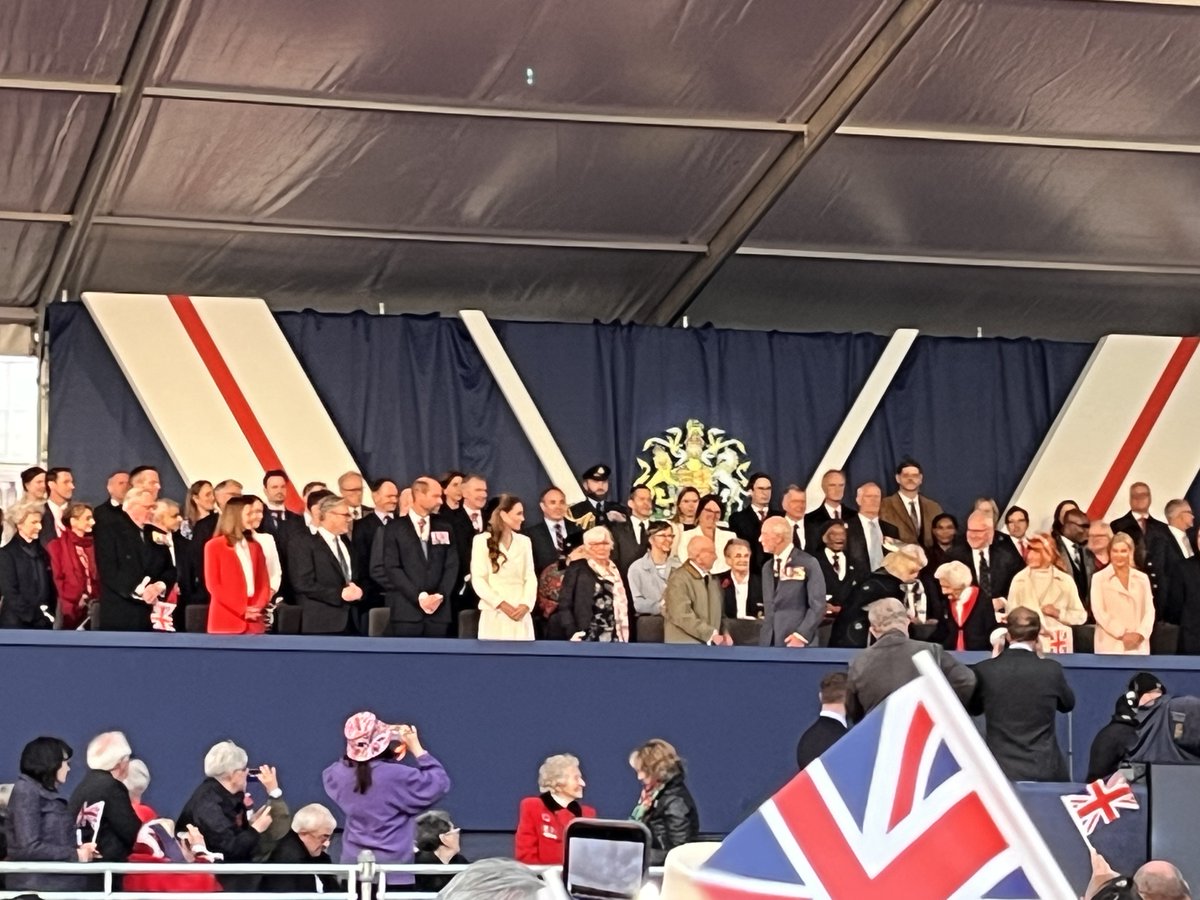 Yesterday, in London, CCF cadets represented RGS at the #VEDay80 anniversary concert held at Horse Guards Parade - an unforgettable experience for all those in attendance.

#Remembrance #CCF