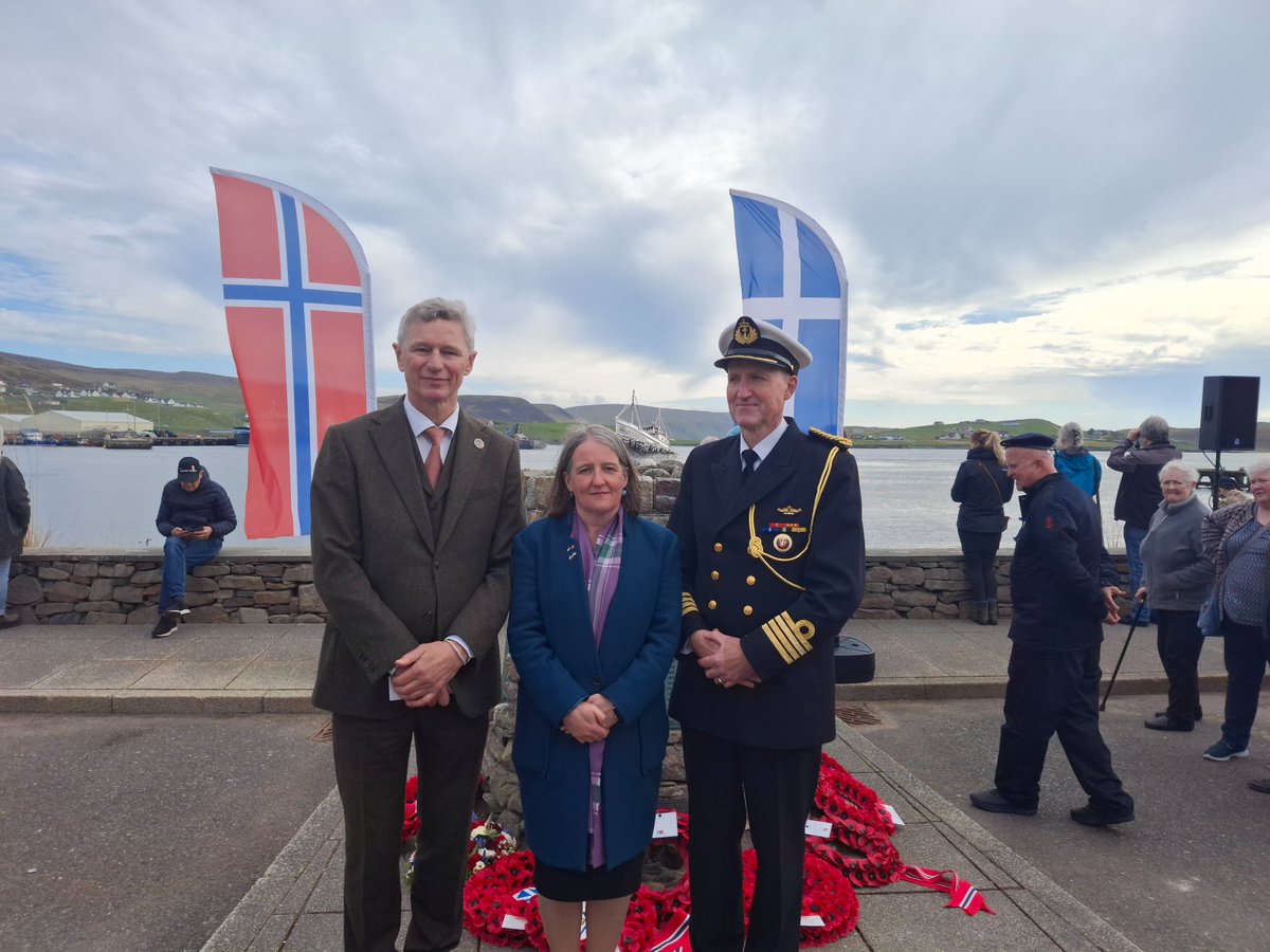 ScotGovNordic's tweet image. This week, @scotgov marked 80 years since VE Day, including the ‘Shetland Bus’ operation.
Minister for Social Care, Mental Wellbeing and Sport @MareeToddMSP joined Norwegian and local partners in Lerwick to honour those who risked—and gave—their lives for freedom.