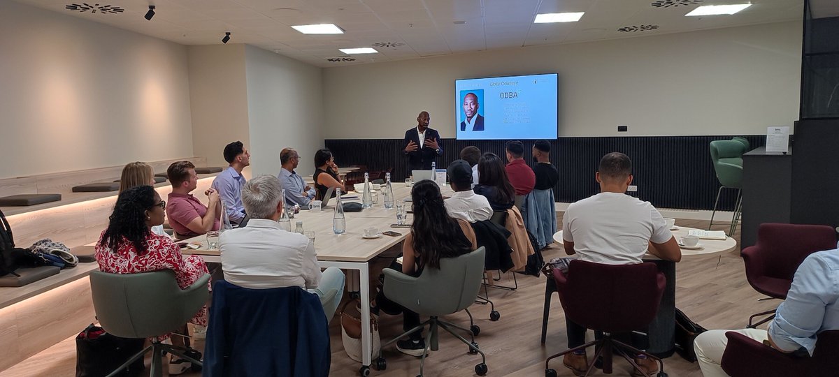 Last week, the Executive VC Fellowship was hosted by <a href="/GOduneye/">Gbite Oduneye</a>, Managing Partner at <a href="/odbavc/">ODBA</a>, for an intense session on “The VC Investment Thesis”. It’s an important and surprisingly challenging thought exercise for any venture capitalist. 

Gbite cut through the jargon to show