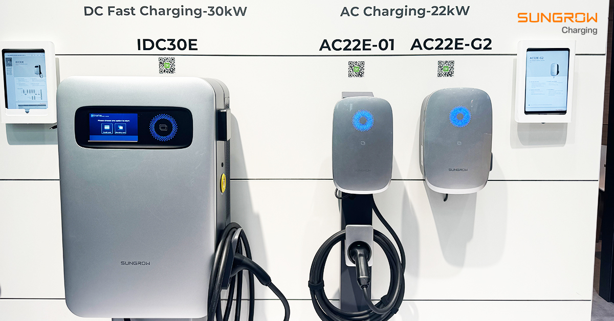 Sungrow_Power's tweet photo. 🌟Powering Down the Booths, Charging Up the Future🌟
🚀 A major highlight was the official launch of our IDC480E-C, an ultra-fast charging solution built for heavy-duty trucks, highway corridors, and beyond.
Together, we’re charging toward a more sustainable tomorrow.
#P2D https://t.co/bPw9Eykzwr