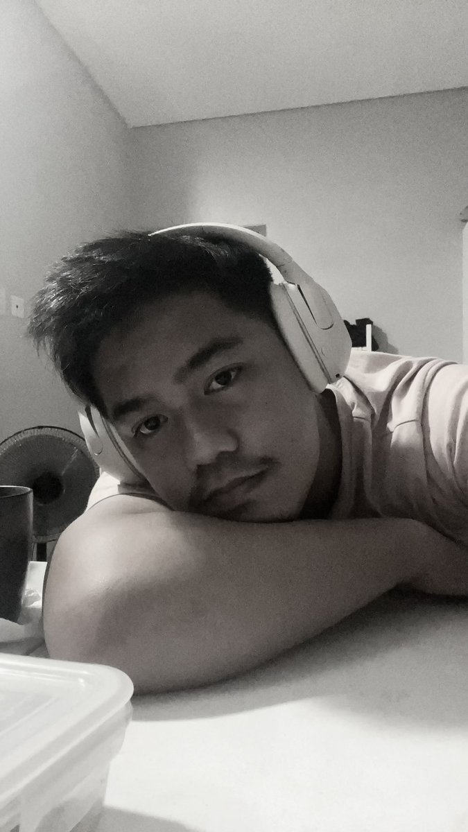EngrJNSN's tweet photo. Slow afternoon. https://t.co/fAKSoWDoRJ