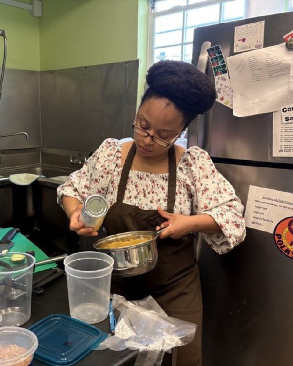 She says she’s not a cook. We say she’s lying. Kyla was spotted creating one of the best nourish bowls we’ve seen this season—don’t worry, we won’t tell her husband that she's a secret chef. 😉
#FelegeHiywotCenter #CommunityKitchen #UrbanFarming