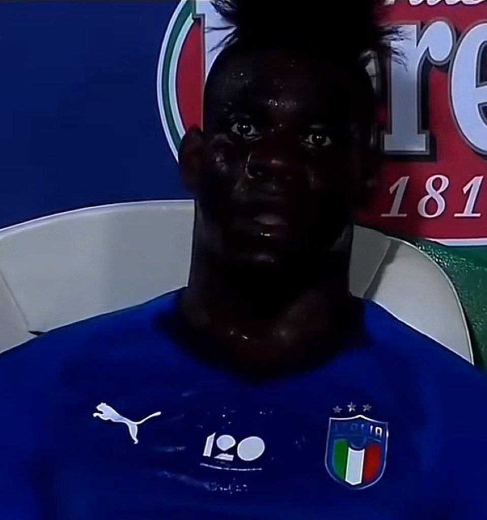 « Wally Si on l’enferme l’émeute qu’ils risquent d’avoir dans ce Sénégal  » 

« Emeute » 😭 

Sheuuu rewmi ken manouko defarr