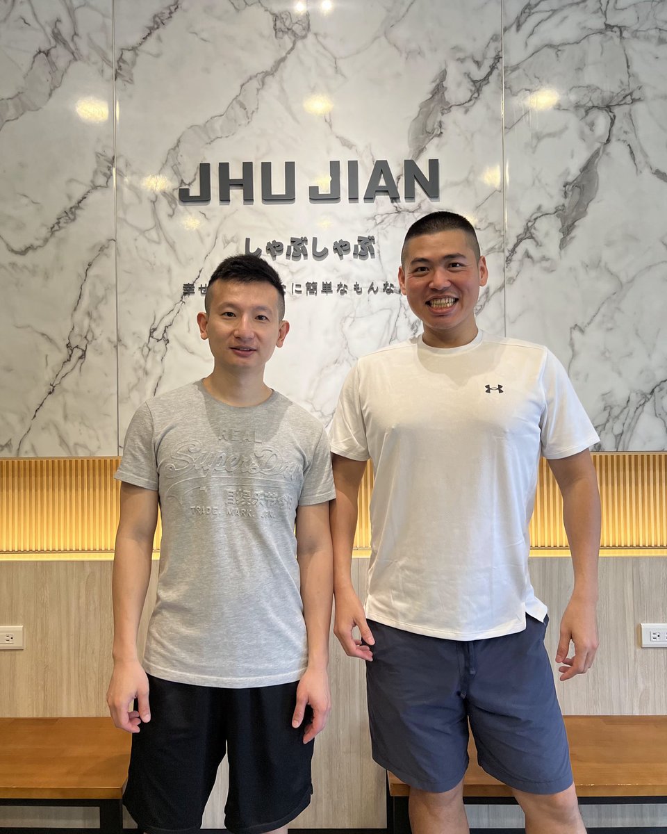 今天六週年🎊😆

想想這些年也是到處征戰收穫不少呢🤭🥵😍