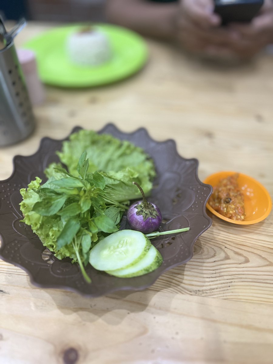 sudah lama ga makan lalapan terong