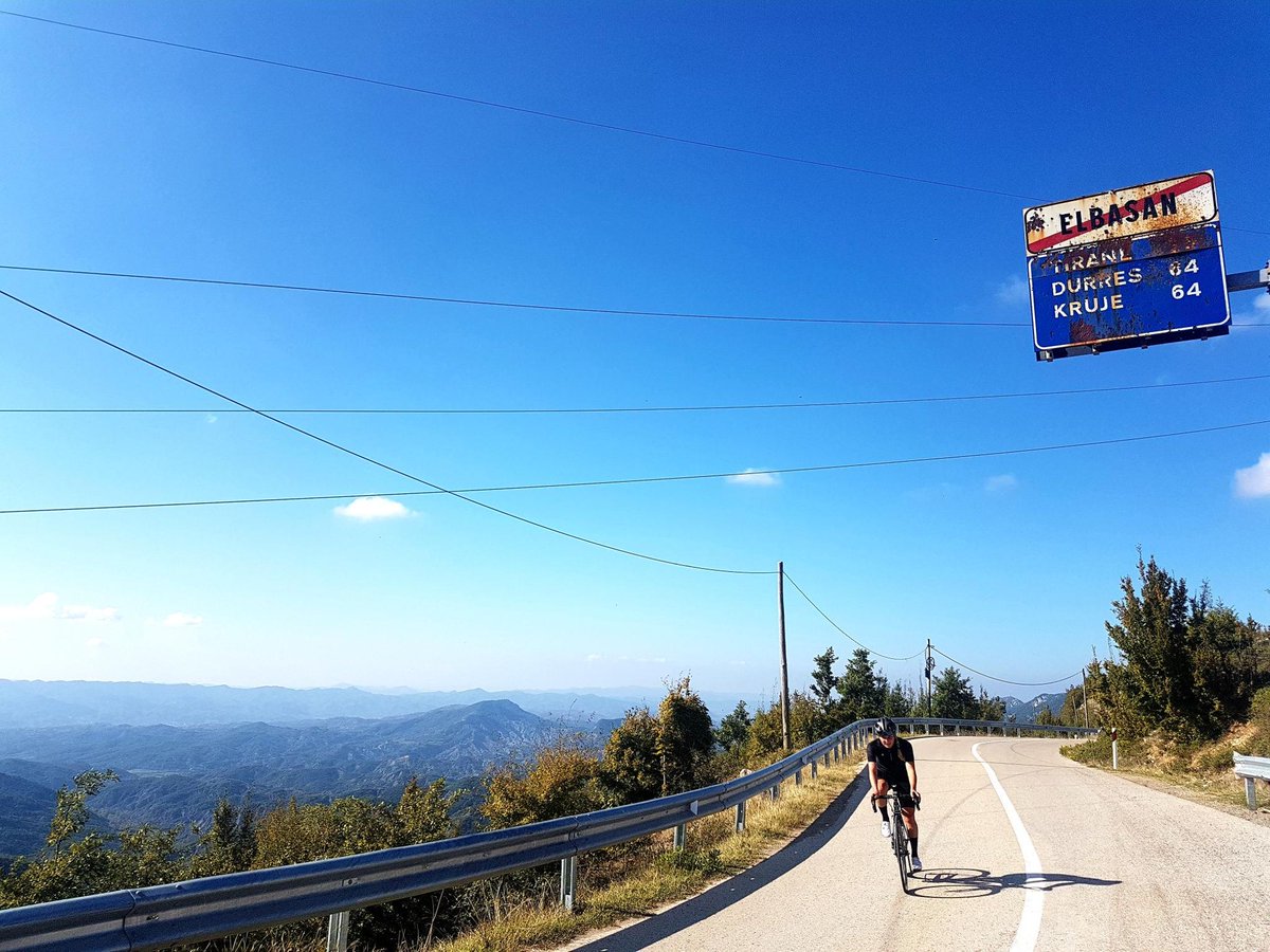 KarlAhlberg's tweet photo. Ett par bilder i stigningen från Elbasan mot Tirana, oktober 2019. Då var vägen avstängd för biltrafik och i dåligt skick. Gissar att den är renoverad och återöppnad nu?! Heja @vacchi - hoppas vi får ett fint Giro. ☺️ https://t.co/uRgeccBH1j