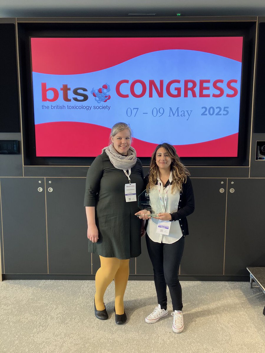 Congratulations to Nevine Amer for her Malcolm Blackwell award lecture on ‘advancing skin protection: comparative insights on new decontamination solutions and application methods for chemical warfare agents’ -   inspirational and impactful member of society! #BTSLiverpool2025