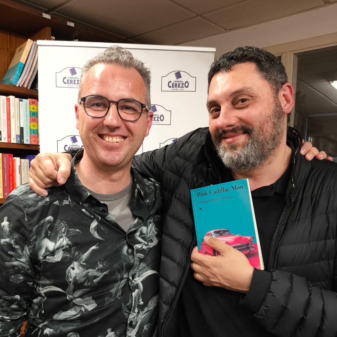 { 🅰️ℓbєяτσ } 🪬 (@domingoalbmtnez) on Twitter photo Qué bien acompañado ayer en #Logroño presentando #PinkCadillacMan
Gracias a Enrique por su lectura insobornable, a <a href="/ateneo_riojano/">Ateneo Riojano</a> por organizar el acto y a <a href="/LibreriaCerezo/">Libreria Cerezo</a> por el espacio 📚
Voy a tener que subir aguas arriba del Ebro más a menudo 🐟
<a href="/WestIndies2016/">WestIndies</a> <a href="/JotDownSpain/">Jot Down Magazine</a> Qué bien acompañado ayer en #Logroño presentando #PinkCadillacMan
Gracias a Enrique por su lectura insobornable, a <a href="/ateneo_riojano/">Ateneo Riojano</a> por organizar el acto y a <a href="/LibreriaCerezo/">Libreria Cerezo</a> por el espacio 📚
Voy a tener que subir aguas arriba del Ebro más a menudo 🐟
<a href="/WestIndies2016/">WestIndies</a> <a href="/JotDownSpain/">Jot Down Magazine</a>