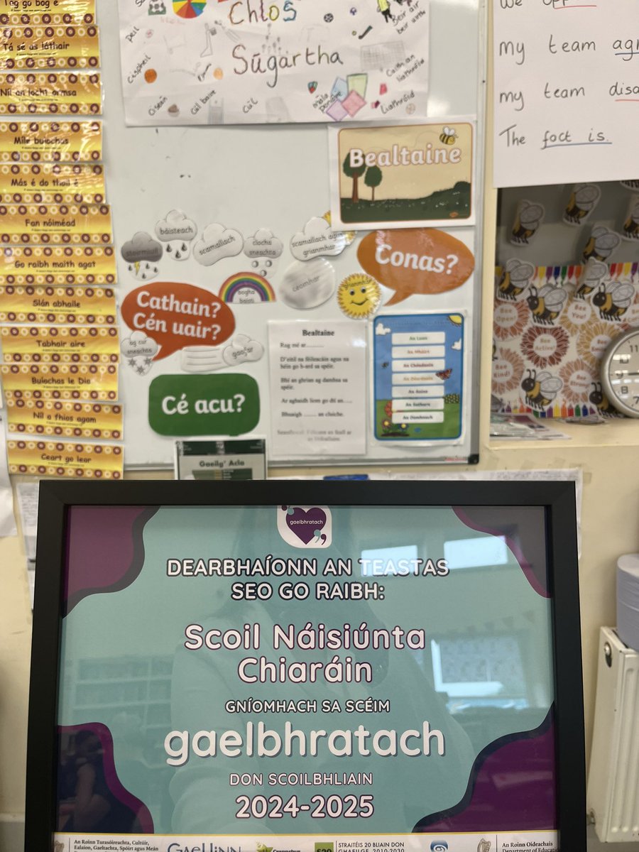 Julie O’Connor (@dowling23julie) on Twitter photo Thar a bheith bhródúil an Aoine seo agus é seo faighte againn i ndiaidh an sár obair ar fad i mbliana! <a href="/Gaelbhratach_/">Gaelbhratach</a> <a href="/Gaeloid/">Gaeloideachas</a> <a href="/OidePrimGaeilge/">Oide Bunscoileanna</a> #FCÁT Thar a bheith bhródúil an Aoine seo agus é seo faighte againn i ndiaidh an sár obair ar fad i mbliana! <a href="/Gaelbhratach_/">Gaelbhratach</a> <a href="/Gaeloid/">Gaeloideachas</a> <a href="/OidePrimGaeilge/">Oide Bunscoileanna</a> #FCÁT