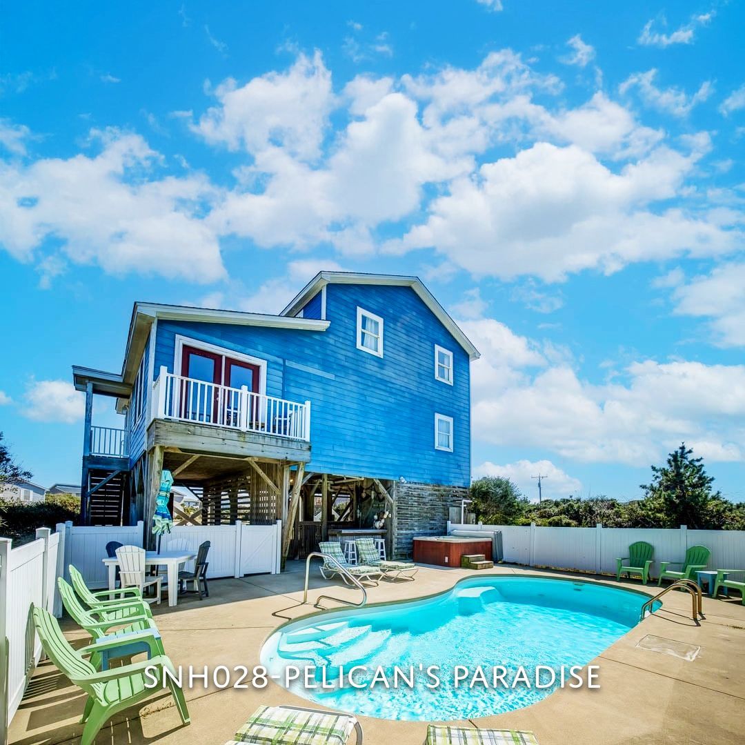 outerbanks's tweet image. 🎣 Wide-open beaches, iconic piers, and that laid-back, no-fuss feeling—South #NagsHead is #OuterBanks simplicity at its best. 
🏖️ Browse our Nags Head vacation homes in beautiful #OBX 🔗 bit.ly/41jYSfb