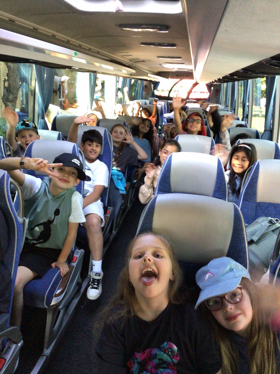 Ready for our last day in London 🇬🇧