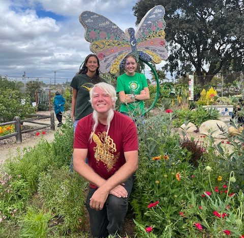 Summer will be heating up at the San Carlos Community Garden sdnews.com/summer-will-be…
