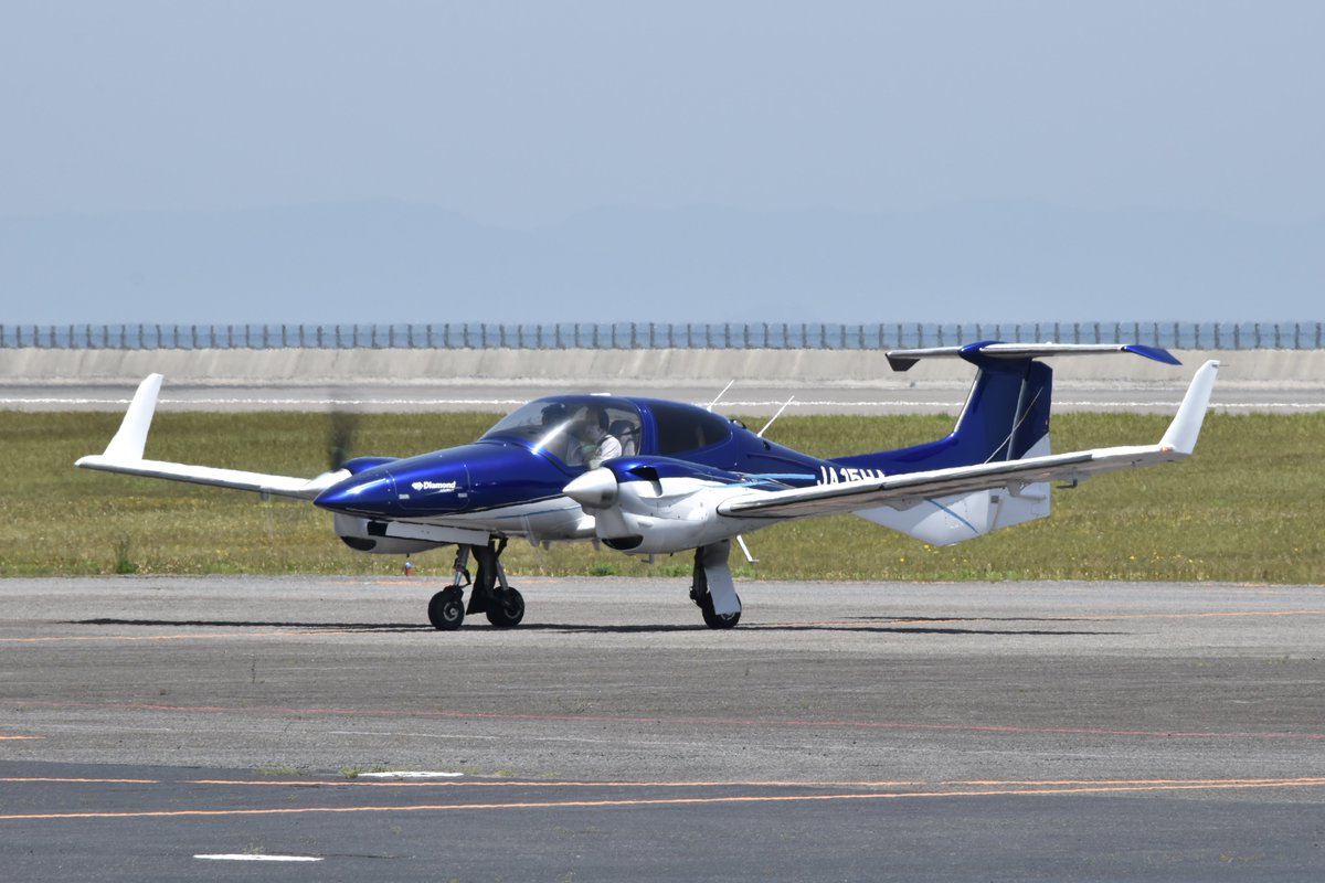 Dash828_'s tweet image. 2025/05/08 RJFO/OIT
本田航空
Diamond DA42 NG Twin Star
JA15HA

#大分空港 #本田航空 #DA42 #TwinStar #JA15HA