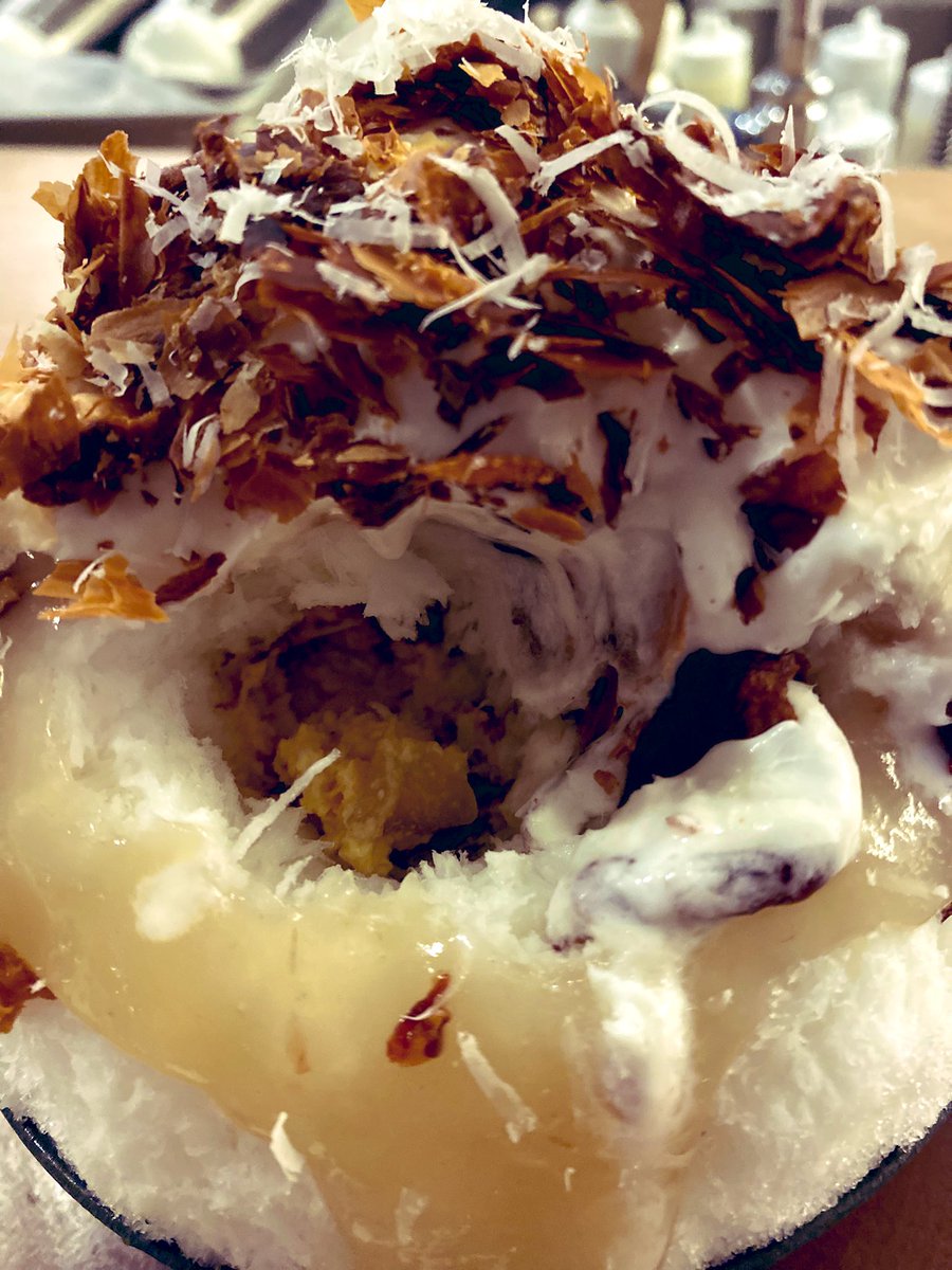 kuro_koori_cat's tweet image. 2025.05.09
#Chap 

新玉アン・クルート🧅
塩ミルク変更
Sサイズ
＋ミニ氷 グレフル蜂蜜🍯

アンクルートは甘じょっぱくて、味の複雑さがおにーちゃんらしい😋
ミニ氷は目の前でグレフル切ってて、え、作り置きじゃないの？🥹ってなった…

#かき氷 
#氷活 
#写真撮る前にひと口たべちゃった