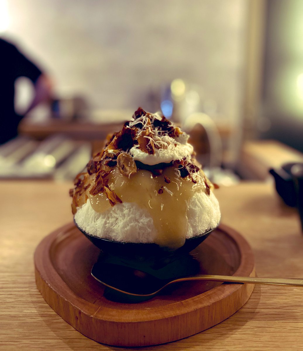 kuro_koori_cat's tweet image. 2025.05.09
#Chap 

新玉アン・クルート🧅
塩ミルク変更
Sサイズ
＋ミニ氷 グレフル蜂蜜🍯

アンクルートは甘じょっぱくて、味の複雑さがおにーちゃんらしい😋
ミニ氷は目の前でグレフル切ってて、え、作り置きじゃないの？🥹ってなった…

#かき氷 
#氷活 
#写真撮る前にひと口たべちゃった