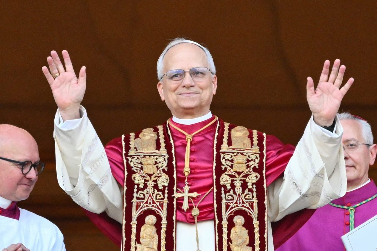 Habemus Papam!

The Community of Learners at Cardinal Hayes High School joins with the Universal Catholic Church in sharing the joy of having a new leader for our Church. We are elated with the election of Robert Cardinal Prevost,OSA formerly prefect of the Sacred Congregation of