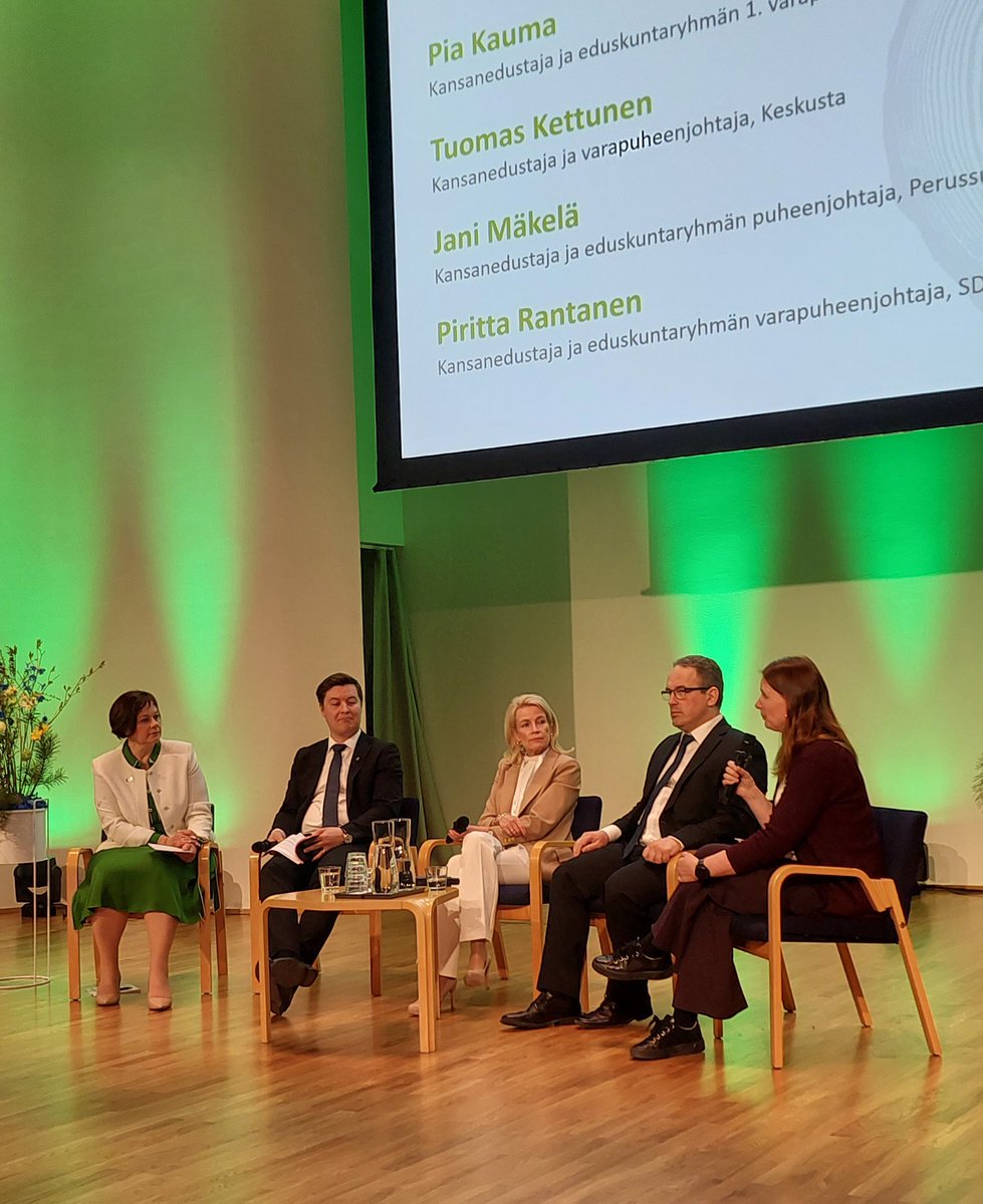 Keskustan varapj. Tuomas Kettunen: "Hakkuiden rajoittamisella ilmastotavoitteiden takia on merkittävät heikentävät talous- ja työllisyysvaikutukset Suomelle."
Kokoomuksen varapj. Pia Kauma: "Kokoomus ei kannata hakkuurajoituksia."
#FinlandEU30 #metsäteollisuus