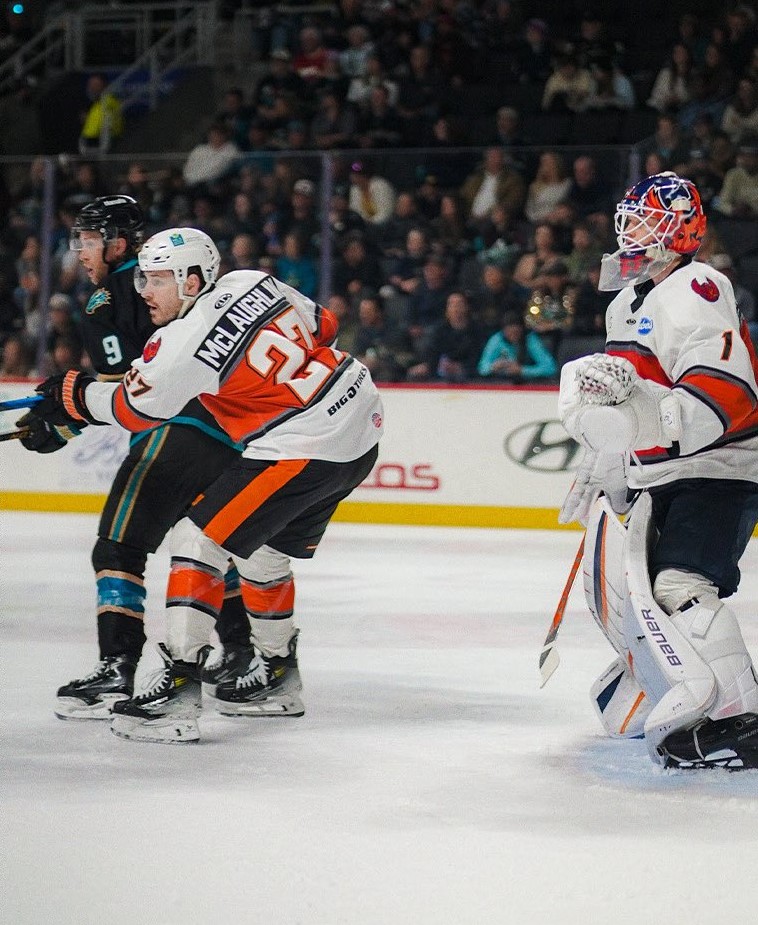 Mavericks within one win of Western Conference Championship after 3-1 win Thursday night

grainvalleynews.com/news/mavericks…

Story by <a href="/AlthausEJC/">Bill Althaus</a>. Photo credit: <a href="/kc_mavericks/">xy-Kansas City Mavericks</a>