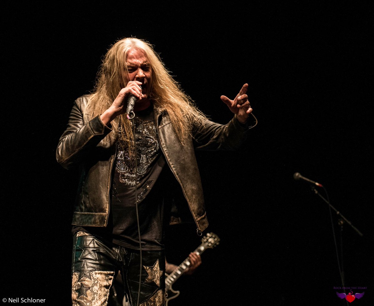 RockFromTheHeart tweet media