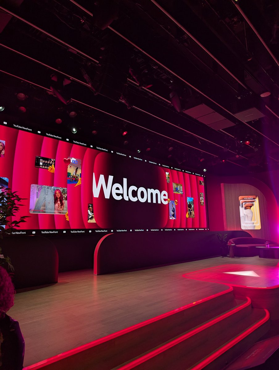 adsliaison's tweet photo. Some scenes from yesterday's YouTube NewFront. The stat on YouTube's impact on shortening the online shopping journey stuck out to me -- and hearing from creators about where they've seen success with brand partnerships was very interesting.
#NewFronts https://t.co/7dbgZg55u7