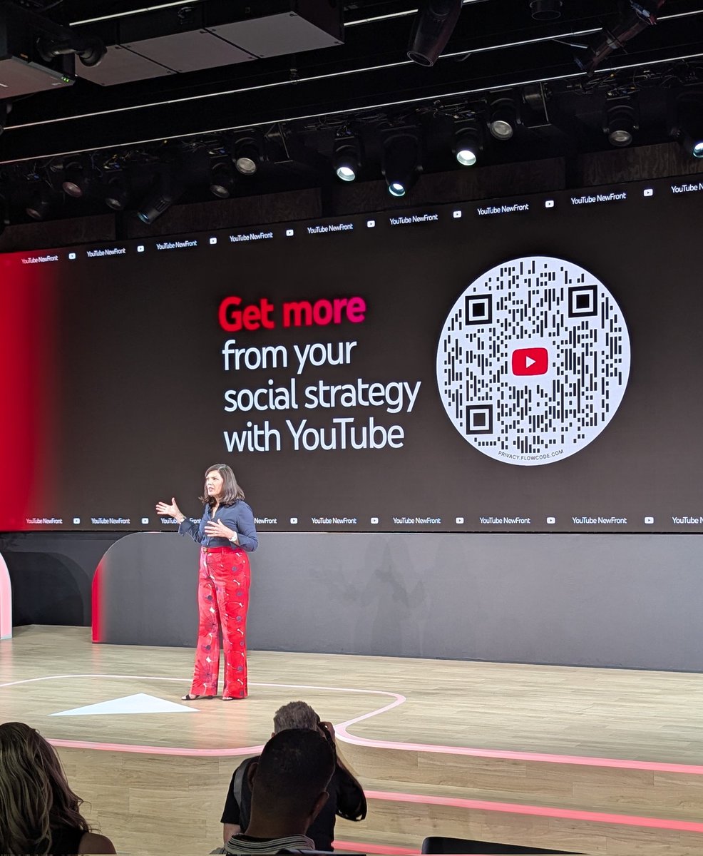 adsliaison's tweet photo. Some scenes from yesterday's YouTube NewFront. The stat on YouTube's impact on shortening the online shopping journey stuck out to me -- and hearing from creators about where they've seen success with brand partnerships was very interesting.
#NewFronts https://t.co/7dbgZg55u7