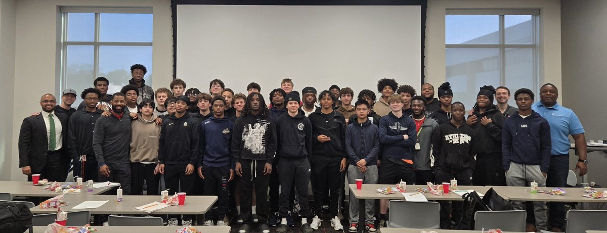 What a great morning for Leadership and Donuts! Special thanks to Tommy Shaffer and Andrew Wodrich for giving the guys a great, impactful message!
#TheClimb