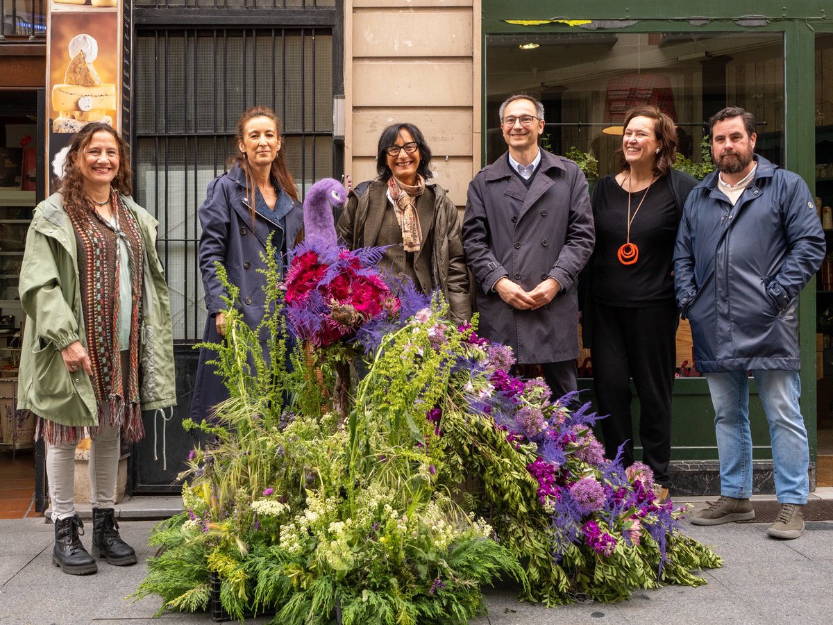 Avadeco_ tweet media