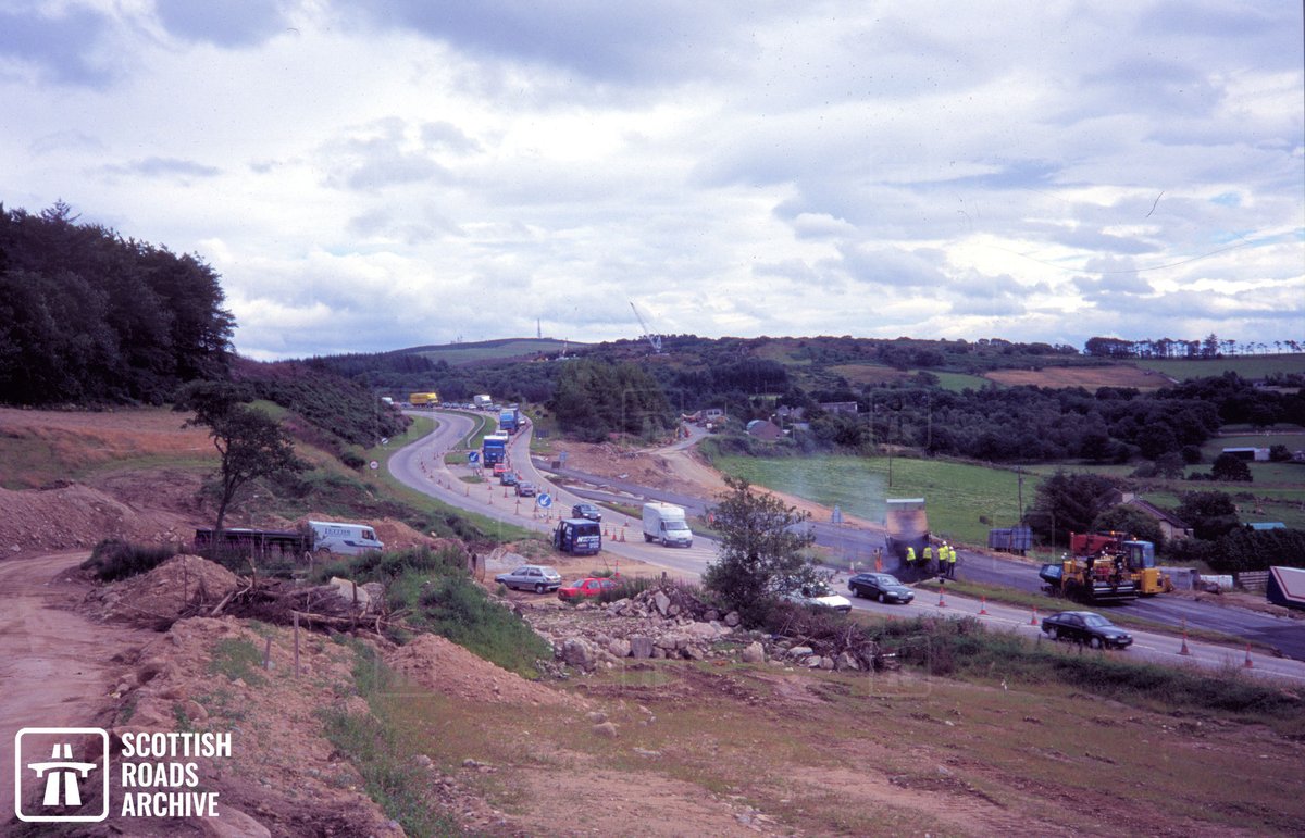 A photo from the A96 today showing works on the dual carriageway at Tyrebagger Hill 😍. The project was completed in September 1998 as part of the Blackburn &amp; Kintore Bypass. Main contractors were Balfour Beatty on a design by Fairhurst &amp; Scott Wilson.

#archives #aberdeenshire