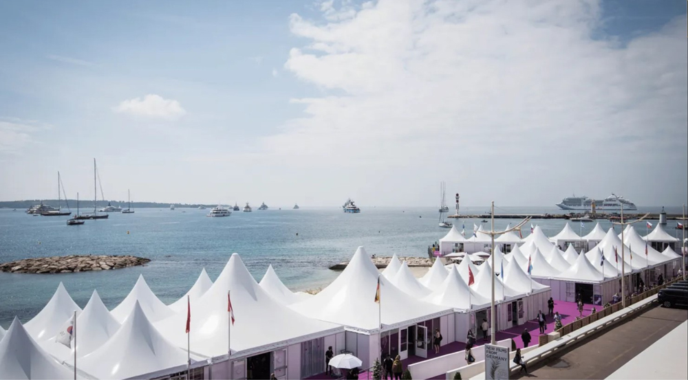 #Cannes2025 – Mark your calendars, come and meet us at #FilmFranceCNC Pavilion n°101, where local film commissions, partners and VFX studios are available to meet professionals seeking advice to prepare their projects in France.
👉 cnc.fr/web/en/welcome…

#TheFrenchExperience