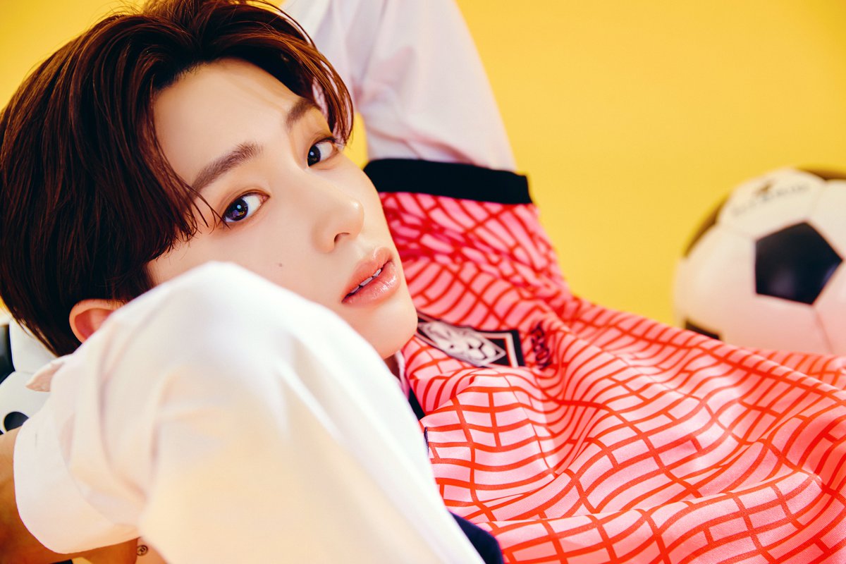 officialTheWind's tweet photo. 더윈드 (The Wind) 2nd Anniversary 
Unreleased Photo #2

💙 2025.05.15 💙

#더윈드 #THEWIND #The_Wind
#장현준 #JANGHYOUNJOON https://t.co/Iv5HpUl4wg