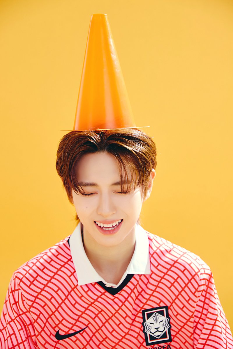 더윈드 (The Wind) 2nd Anniversary 
Unreleased Photo #2

💙 2025.05.15 💙

#더윈드 #THEWIND #The_Wind
#장현준 #JANGHYOUNJOON