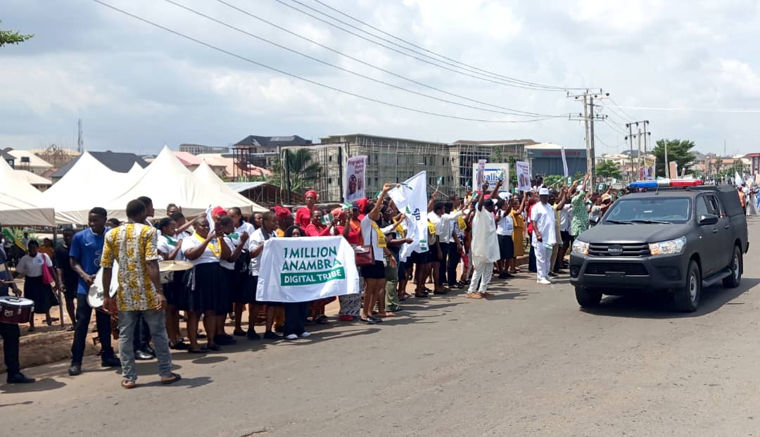 solution_sid's tweet image. Proud moment as @techies4solution powered by @SolutionInnovationDistrict, actively and joyfully welcomes Mr President, His Excellency, Mr. Bola Ahmed Tinubu (GCFR), President of the Federal Republic of Nigeria, to Anambra State.

 Anambra is rising!

#SolutionInnovationDistrict