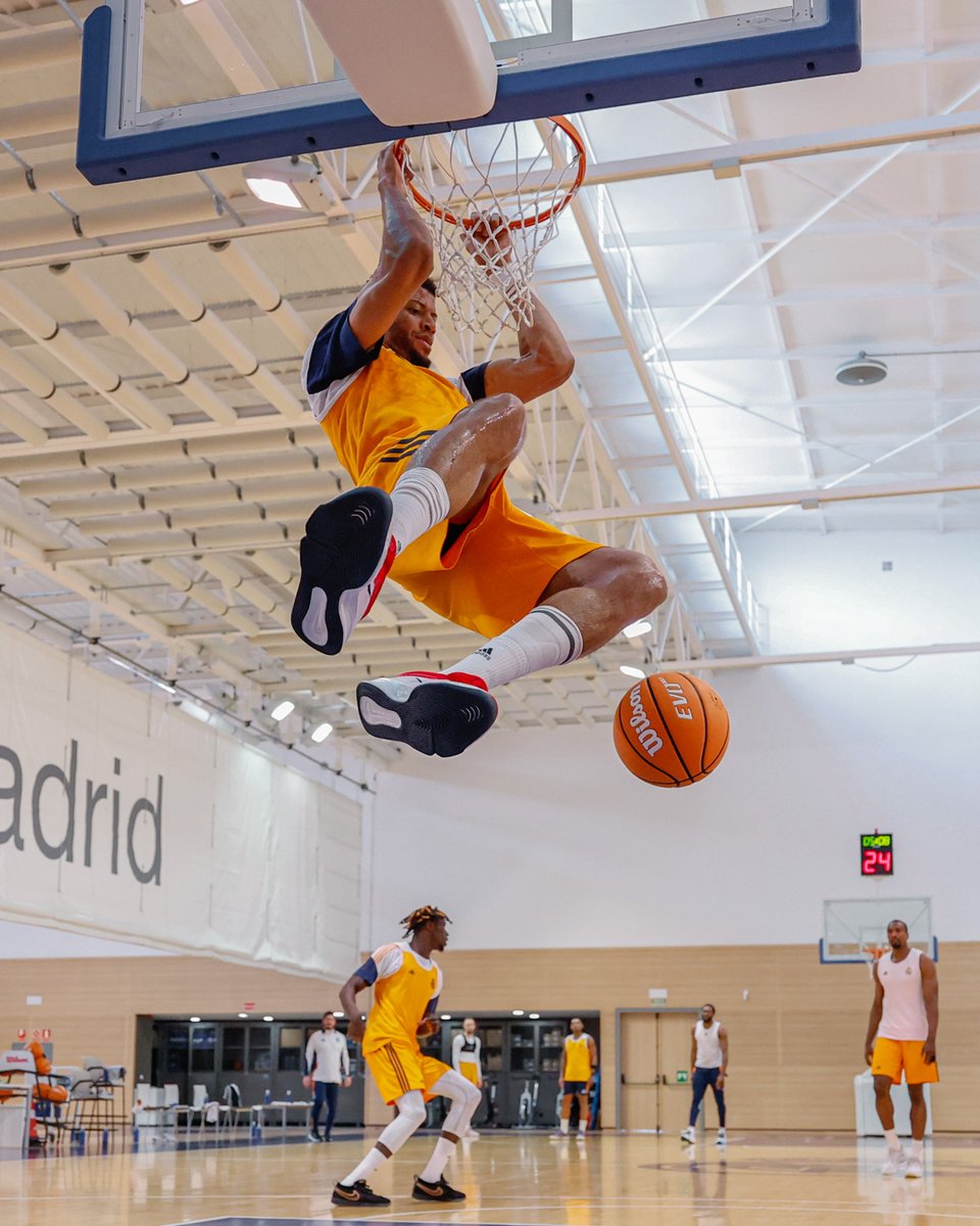 💯 <a href="/waltertavares22/">Edy Tavares</a>