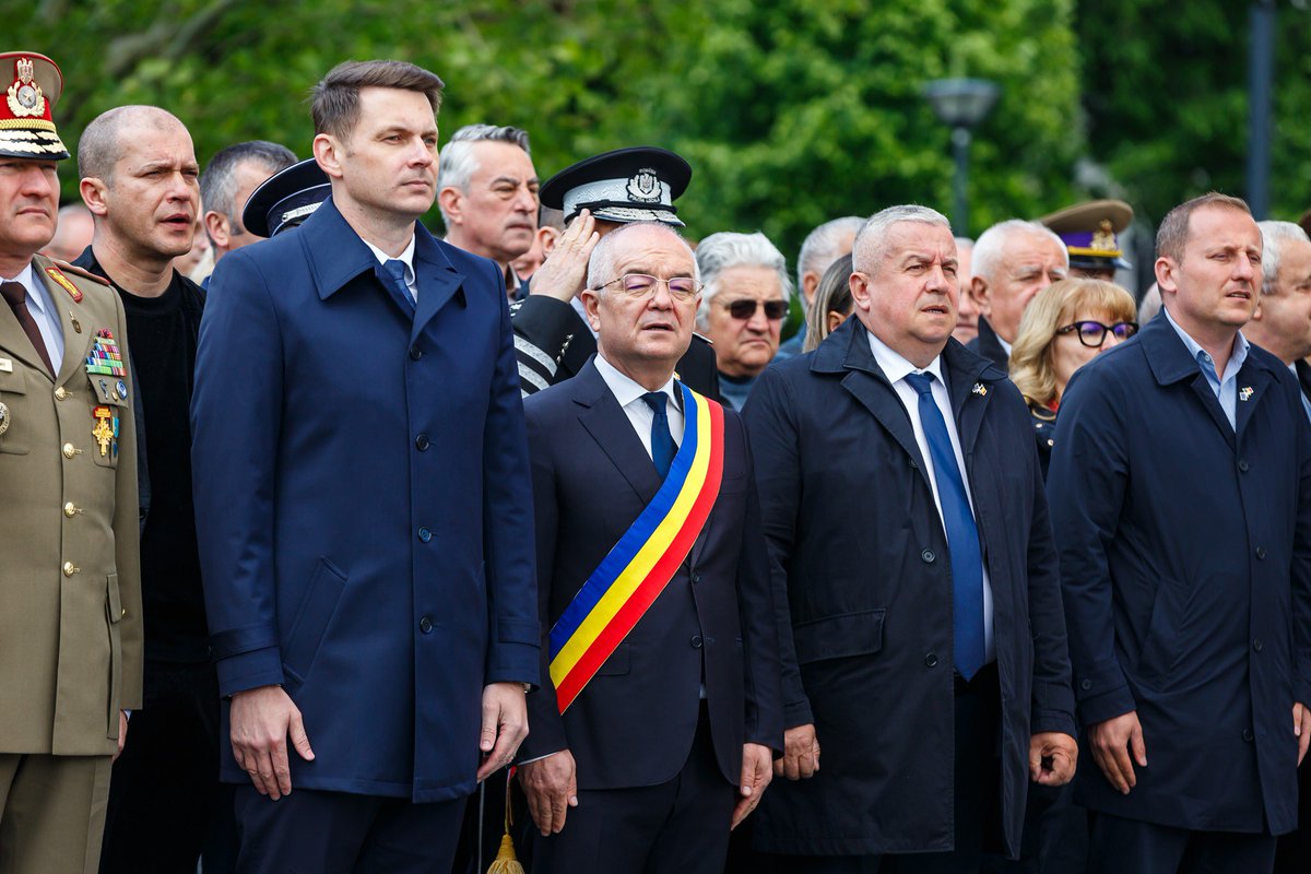 Today we celebrate Romania’s Independence and #EuropeDay — because together, we are stronger.
#Romania in #Europe is not just geography, it’s a choice of values: #Freedom , #dignity , #cooperation.
Happy Europe Day! #EuropeDay2025